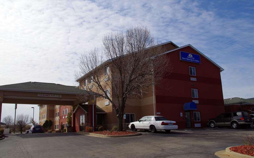 Americas Best Value Inn&Suites Saint Charles Exterior foto