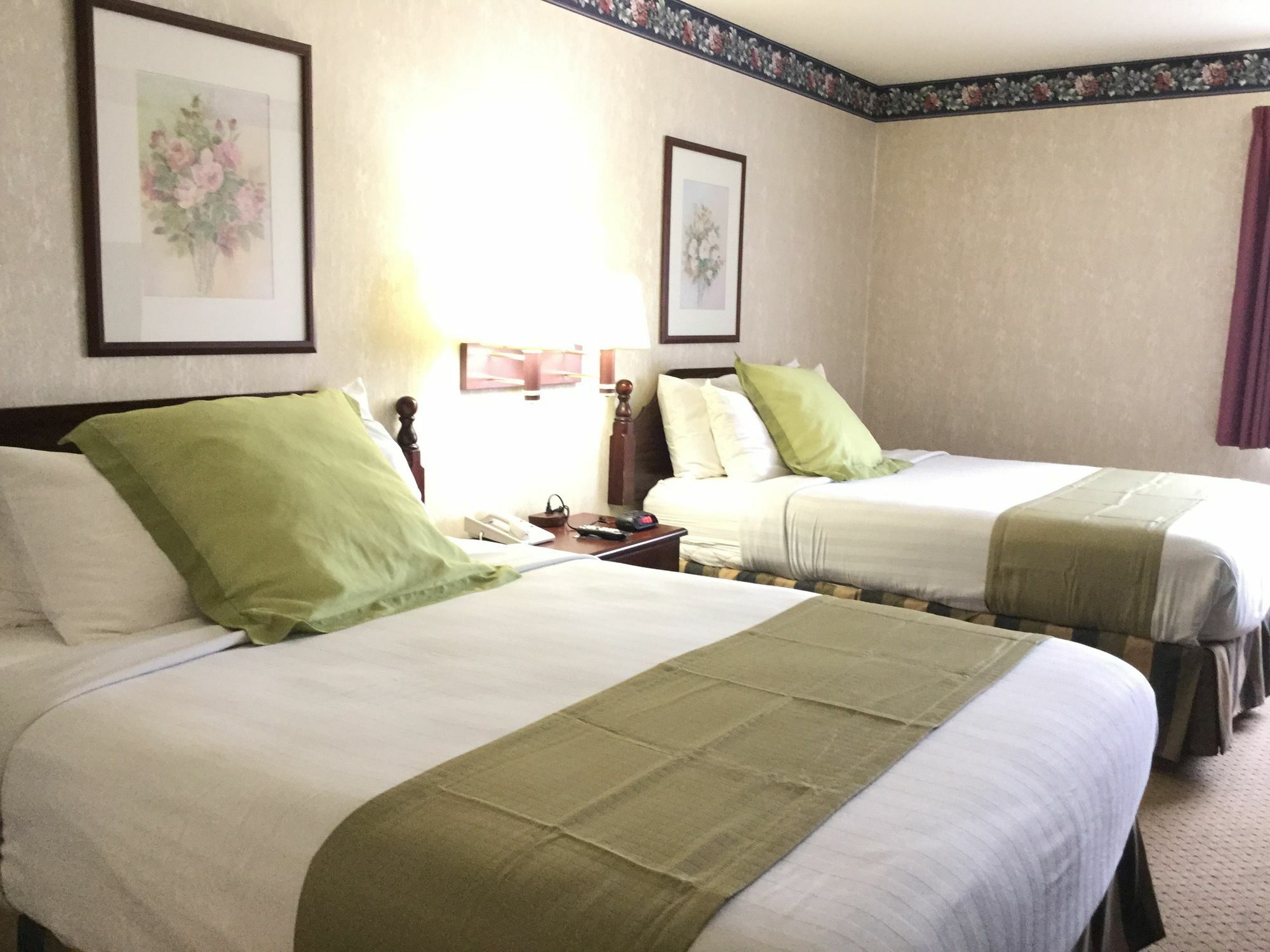 Americas Best Value Inn&Suites Saint Charles Exterior foto